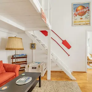 Gabi's Central Broadway Nest @ Nagymezo Str Budapest