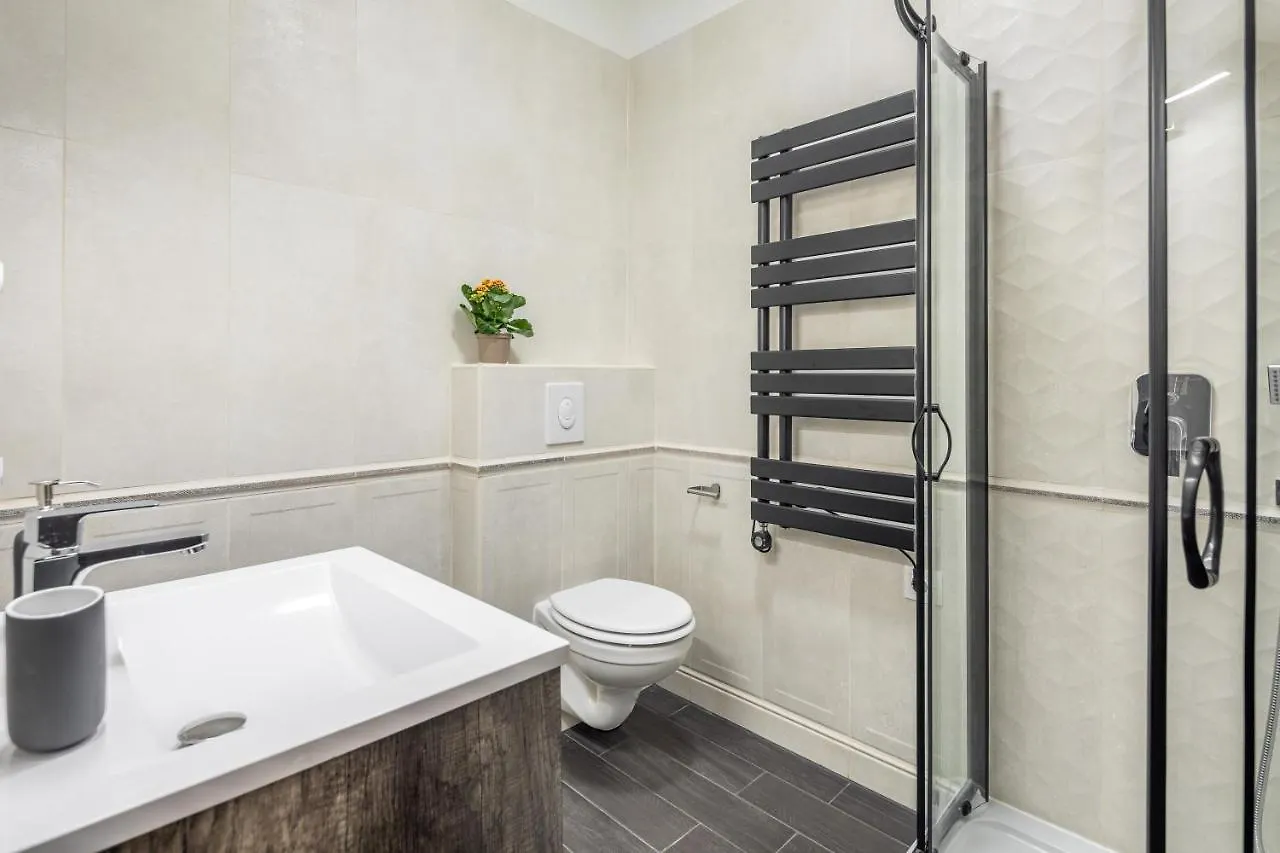 Luxurious Apartment 2Min Walk To Basilica 布达佩斯